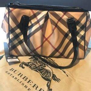 Burberry nova medium melbury tote